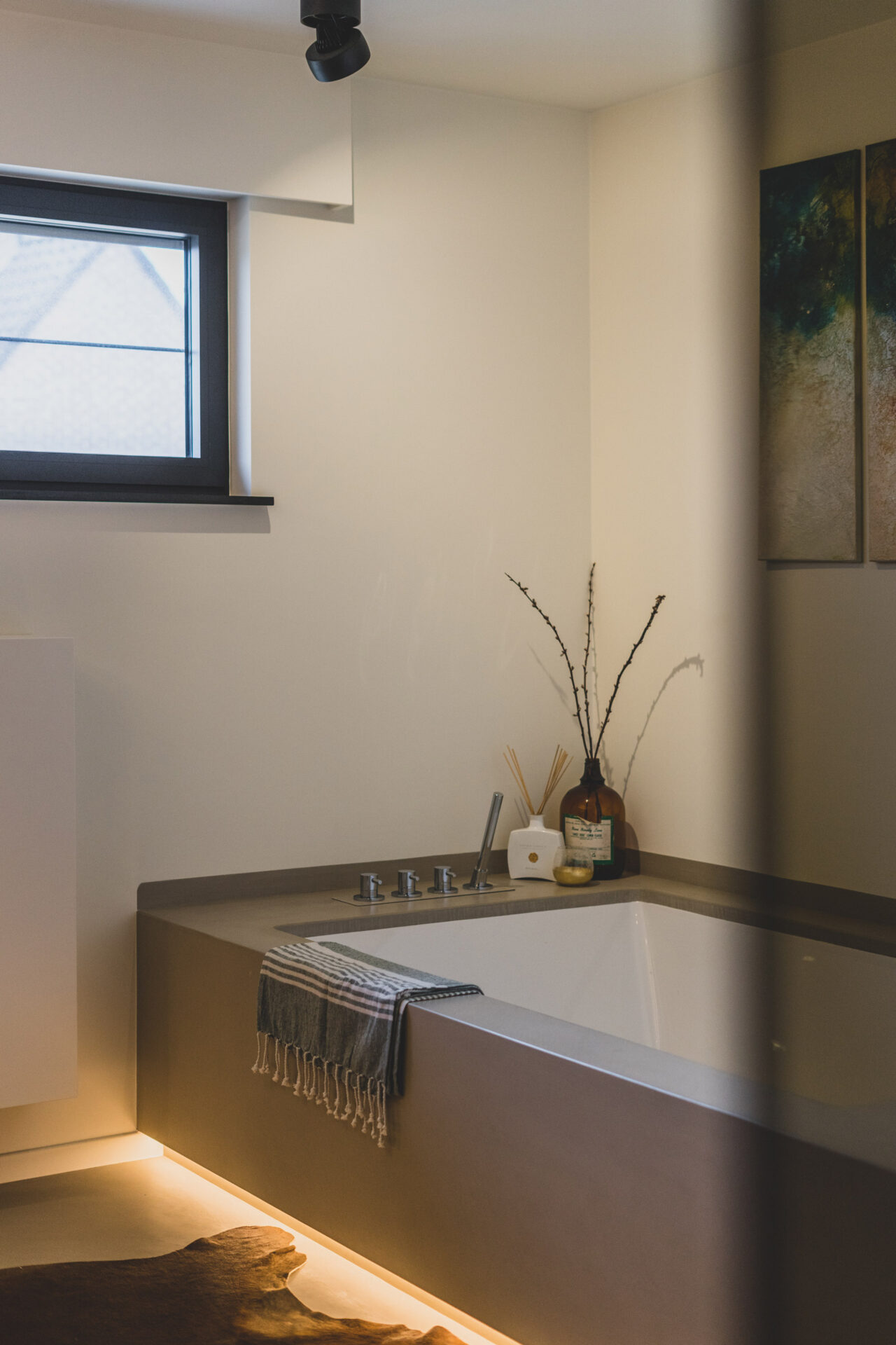 Håndlayer mineral surfaces & artisan painting texture wall